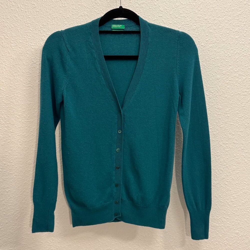 100% Virgin Wool Merino Italian Yarn United Colors of Benetton Green Cardigan